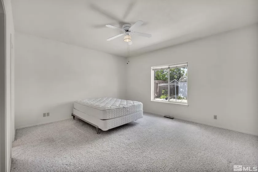 994 Sunview, Carson City, Nevada 89705, 3 Bedrooms Bedrooms, ,2 BathroomsBathrooms,Residential,Residential,Sunview,250005192