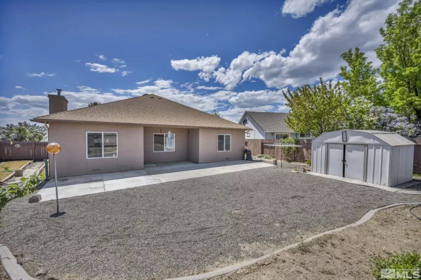 994 Sunview, Carson City, Nevada 89705, 3 Bedrooms Bedrooms, ,2 BathroomsBathrooms,Residential,Residential,Sunview,250005192