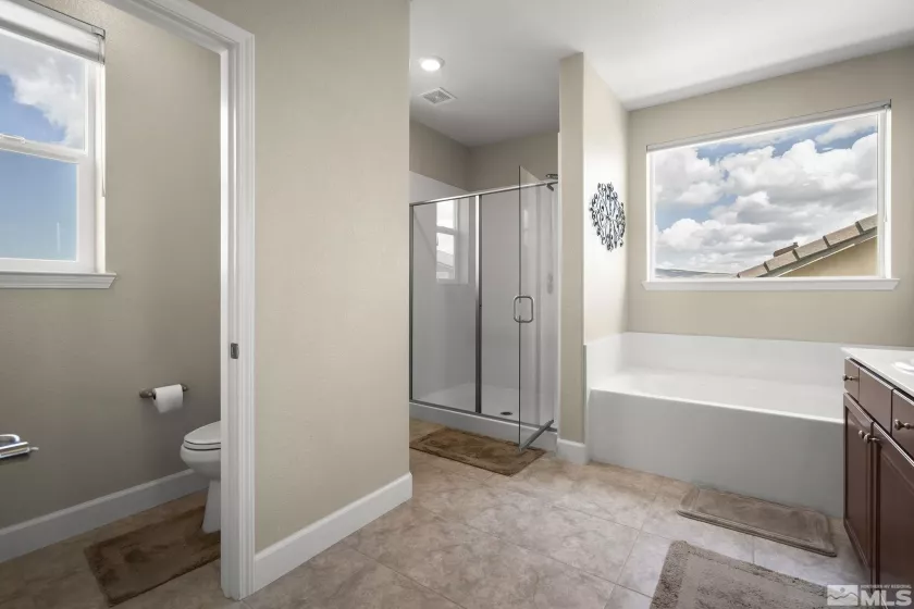 1292 Rainfall, Sparks, Nevada 89436, 4 Bedrooms Bedrooms, ,4 BathroomsBathrooms,Residential,Residential,Rainfall,250005770