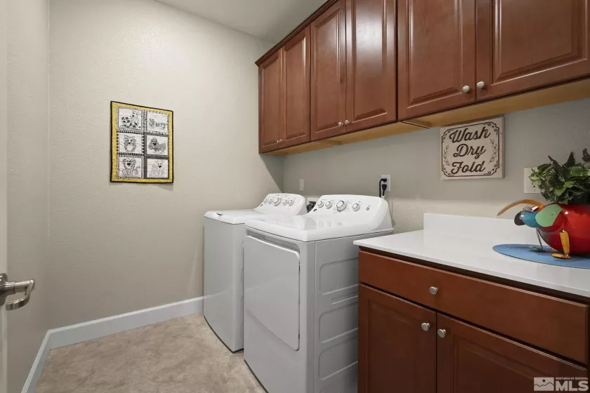 1292 Rainfall, Sparks, Nevada 89436, 4 Bedrooms Bedrooms, ,4 BathroomsBathrooms,Residential,Residential,Rainfall,250005770