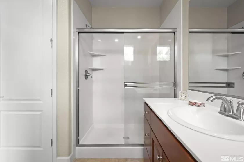 1292 Rainfall, Sparks, Nevada 89436, 4 Bedrooms Bedrooms, ,4 BathroomsBathrooms,Residential,Residential,Rainfall,250005770