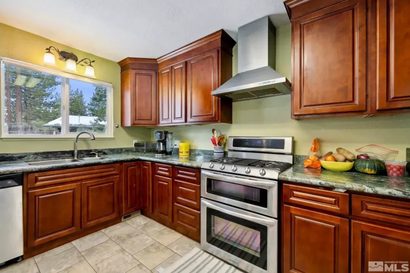 270 Terrace, Stateline, Nevada 89449, 3 Bedrooms Bedrooms, ,2 BathroomsBathrooms,Residential,Residential,Terrace,250004357