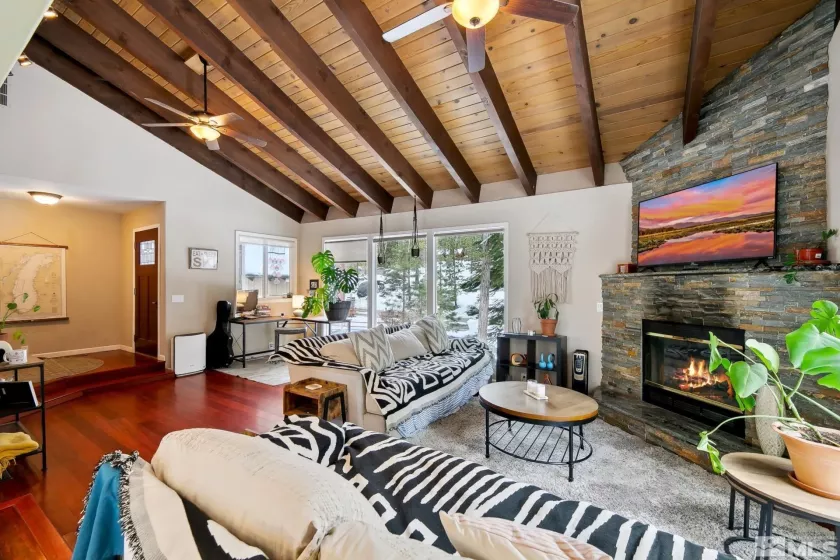 270 Terrace, Stateline, Nevada 89449, 3 Bedrooms Bedrooms, ,2 BathroomsBathrooms,Residential,Residential,Terrace,250004357