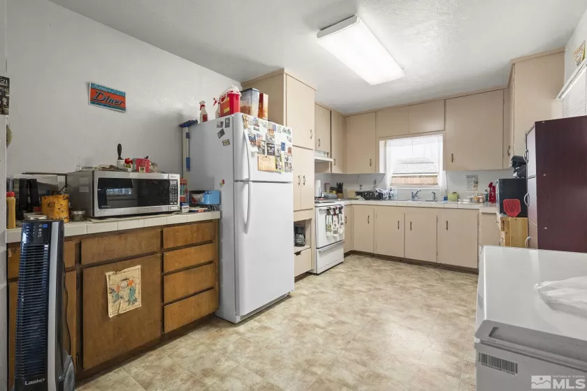 3300 Alcorn, Fallon, Nevada 89406, 3 Bedrooms Bedrooms, ,2 BathroomsBathrooms,Residential,Residential,Alcorn,250005750