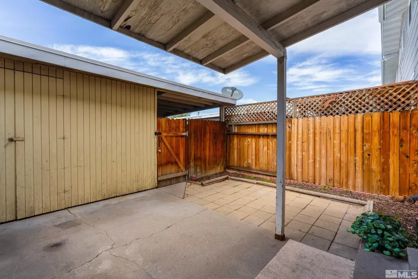 28 Smithridge, Reno, Nevada 89502, 2 Bedrooms Bedrooms, ,2 BathroomsBathrooms,Residential,Residential,Smithridge,250005344