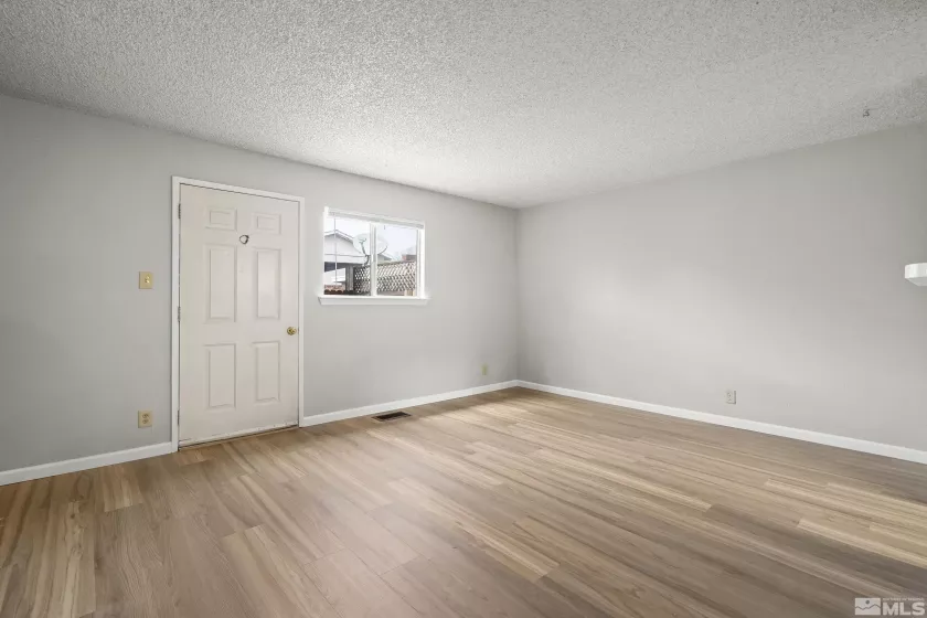28 Smithridge, Reno, Nevada 89502, 2 Bedrooms Bedrooms, ,2 BathroomsBathrooms,Residential,Residential,Smithridge,250005344