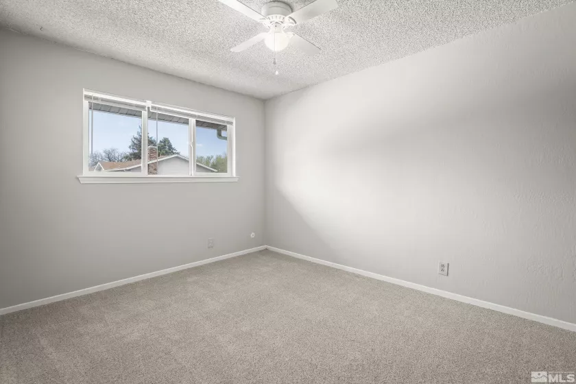 28 Smithridge, Reno, Nevada 89502, 2 Bedrooms Bedrooms, ,2 BathroomsBathrooms,Residential,Residential,Smithridge,250005344