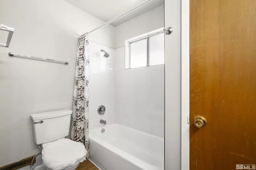 28 Smithridge, Reno, Nevada 89502, 2 Bedrooms Bedrooms, ,2 BathroomsBathrooms,Residential,Residential,Smithridge,250005344