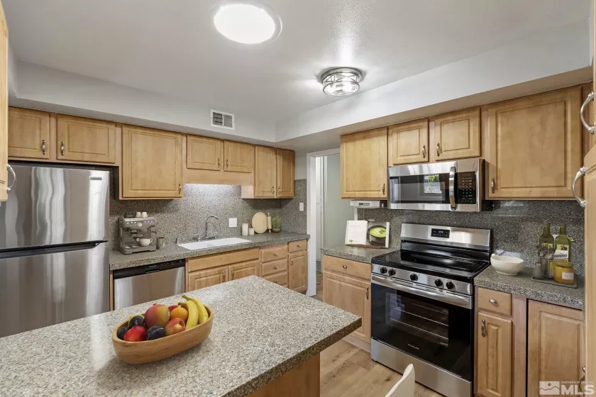 1365 Prospect, Sparks, Nevada 89431, 3 Bedrooms Bedrooms, ,2 BathroomsBathrooms,Residential,Residential,Prospect,250005640