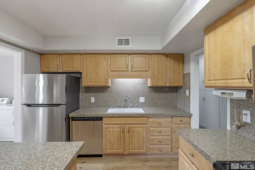 1365 Prospect, Sparks, Nevada 89431, 3 Bedrooms Bedrooms, ,2 BathroomsBathrooms,Residential,Residential,Prospect,250005640
