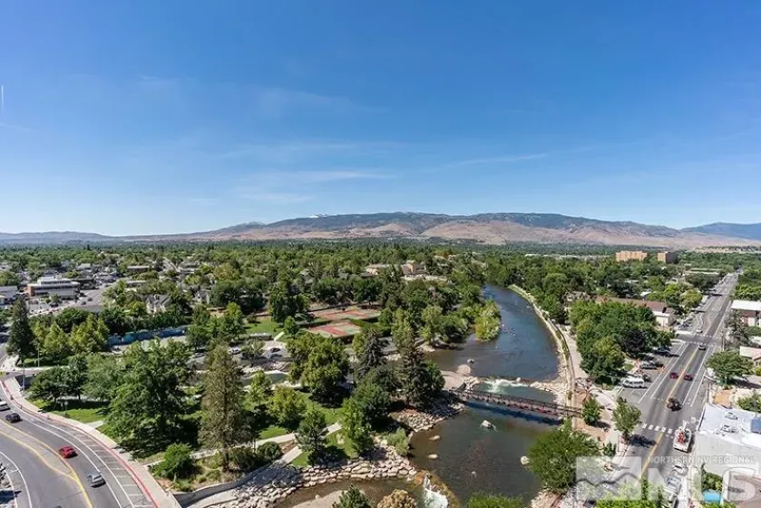 100 Arlington, Reno, Nevada 89501, 2 Bedrooms Bedrooms, ,2 BathroomsBathrooms,Residential,Residential,Arlington,250004128