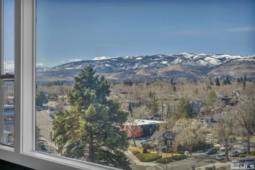 280 Island, Reno, Nevada 89501, 1 Bedroom Bedrooms, ,2 BathroomsBathrooms,Residential,Residential,Island,250003552