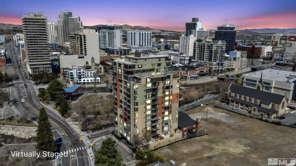 280 Island, Reno, Nevada 89501, 1 Bedroom Bedrooms, ,2 BathroomsBathrooms,Residential,Residential,Island,250003552