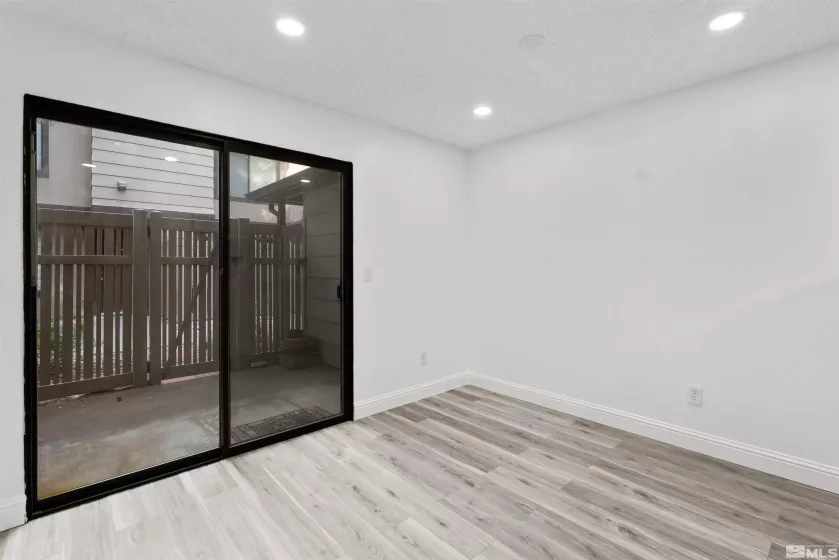4580 Matich, Reno, Nevada 89502, 2 Bedrooms Bedrooms, ,3 BathroomsBathrooms,Residential,Residential,Matich,250005707
