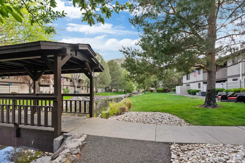 4580 Matich, Reno, Nevada 89502, 2 Bedrooms Bedrooms, ,3 BathroomsBathrooms,Residential,Residential,Matich,250005707