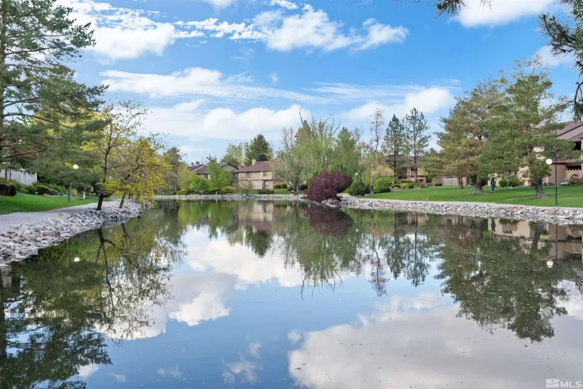 4580 Matich, Reno, Nevada 89502, 2 Bedrooms Bedrooms, ,3 BathroomsBathrooms,Residential,Residential,Matich,250005707