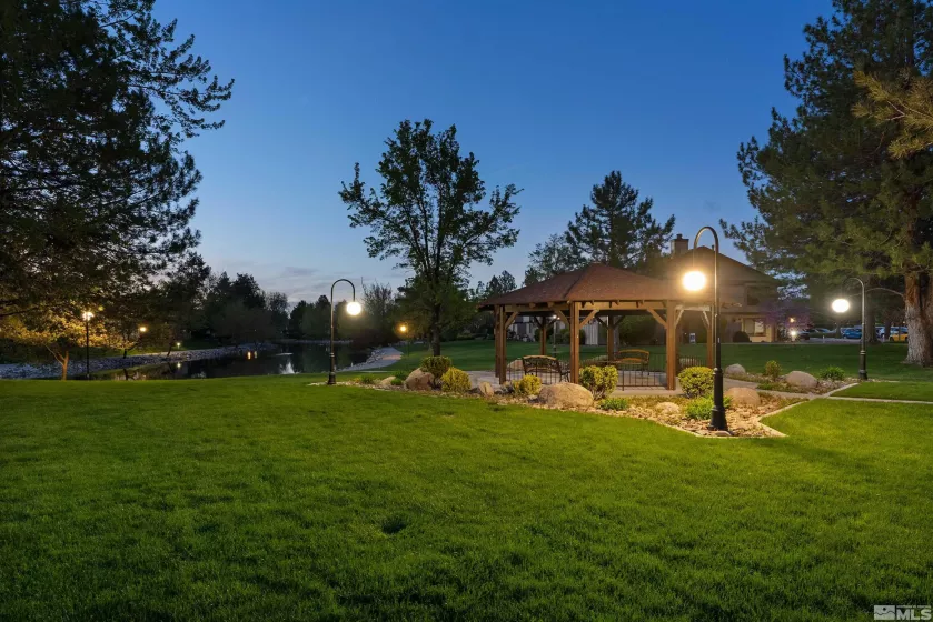 4580 Matich, Reno, Nevada 89502, 2 Bedrooms Bedrooms, ,3 BathroomsBathrooms,Residential,Residential,Matich,250005707