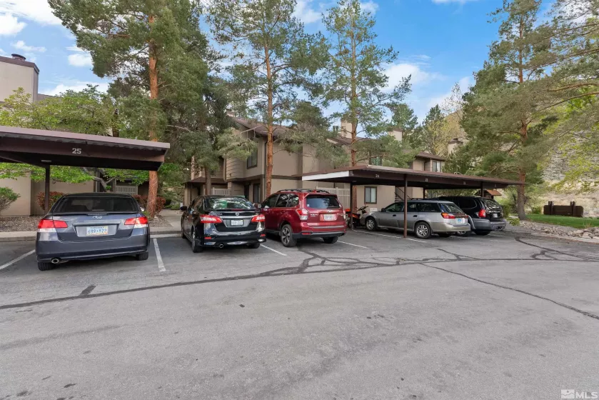 4580 Matich, Reno, Nevada 89502, 2 Bedrooms Bedrooms, ,3 BathroomsBathrooms,Residential,Residential,Matich,250005707