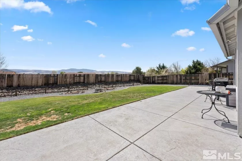 2258 Albatross, Sparks, Nevada 89441, 3 Bedrooms Bedrooms, ,2 BathroomsBathrooms,Residential,Residential,Albatross,250005735