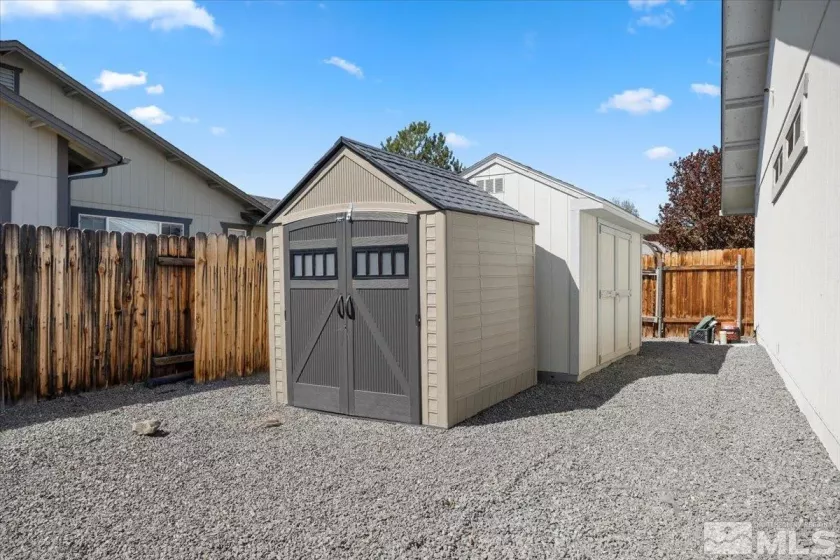 2258 Albatross, Sparks, Nevada 89441, 3 Bedrooms Bedrooms, ,2 BathroomsBathrooms,Residential,Residential,Albatross,250005735