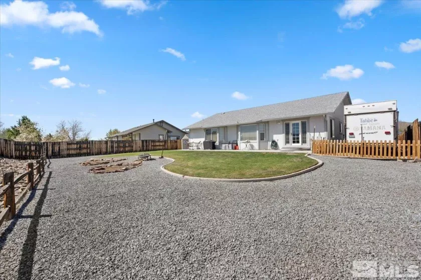2258 Albatross, Sparks, Nevada 89441, 3 Bedrooms Bedrooms, ,2 BathroomsBathrooms,Residential,Residential,Albatross,250005735