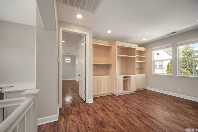 7609 Stone Bluff, Reno, Nevada 89523, 4 Bedrooms Bedrooms, ,4 BathroomsBathrooms,Residential,Residential,Stone Bluff,250005757