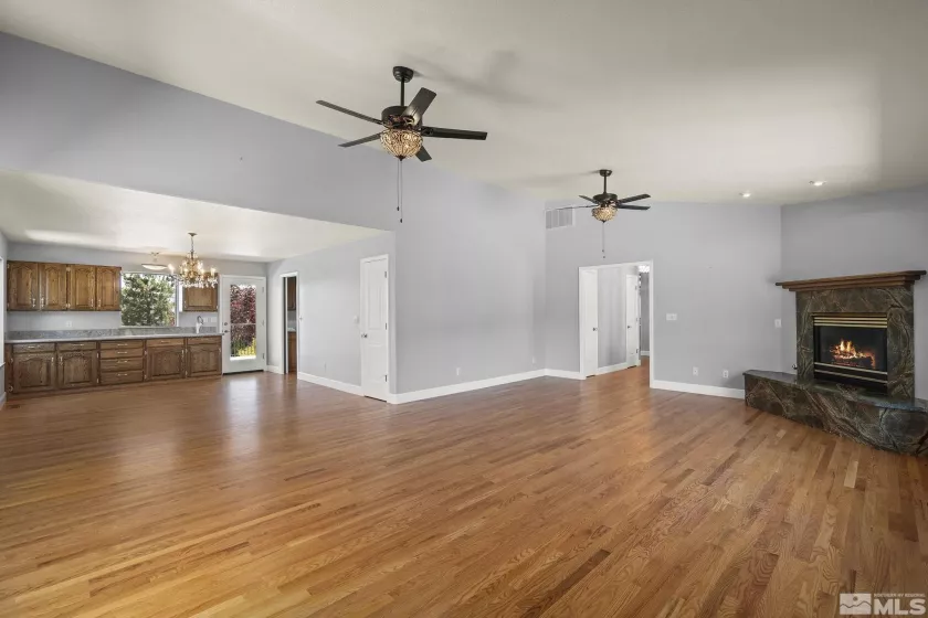 5931 Goni, Carson City, Nevada 89706, 5 Bedrooms Bedrooms, ,3 BathroomsBathrooms,Residential,Residential,Goni,250005758
