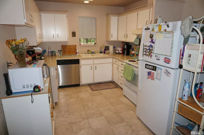 227 Iris, Carson City, Nevada 89703, 4 Bedrooms Bedrooms, ,2 BathroomsBathrooms,Residential,Residential,Iris,250005834