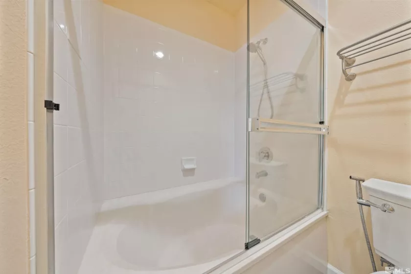 900 Meadows, Reno, Nevada 89521, 2 Bedrooms Bedrooms, ,2 BathroomsBathrooms,Residential,Residential,Meadows,250005749