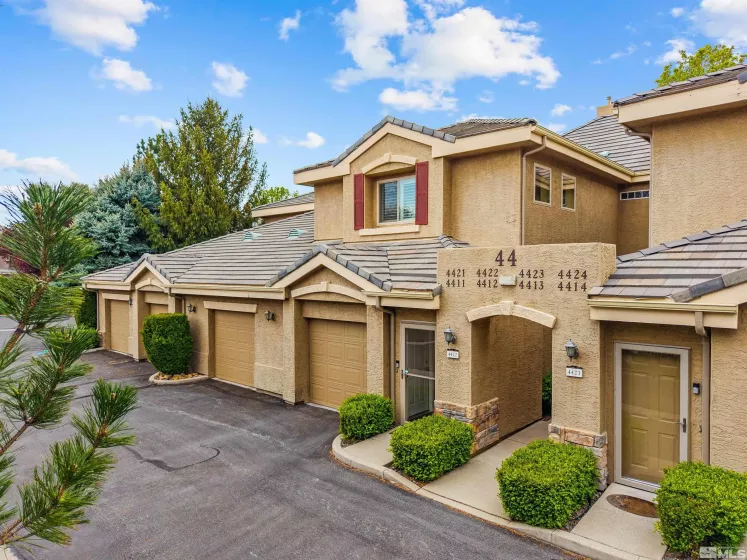 900 Meadows, Reno, Nevada 89521, 2 Bedrooms Bedrooms, ,2 BathroomsBathrooms,Residential,Residential,Meadows,250005749