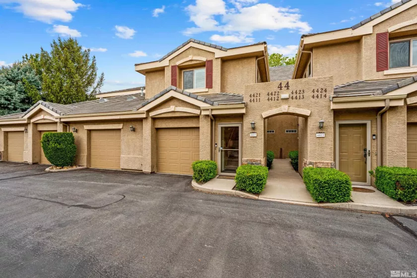 900 Meadows, Reno, Nevada 89521, 2 Bedrooms Bedrooms, ,2 BathroomsBathrooms,Residential,Residential,Meadows,250005749