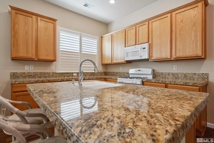 823 Gullane, Dayton, Nevada 89403, 3 Bedrooms Bedrooms, ,2 BathroomsBathrooms,Residential,Residential,Gullane,250003500