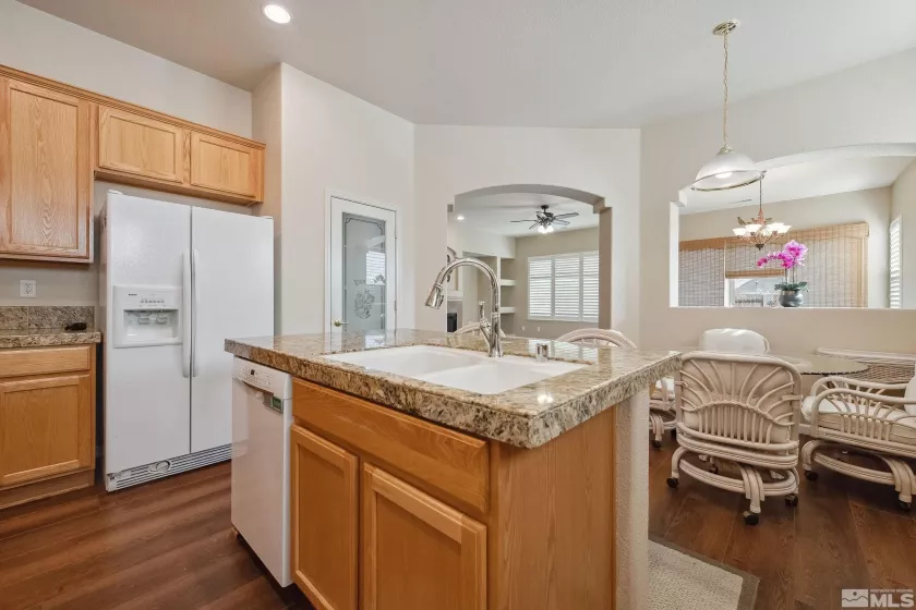 823 Gullane, Dayton, Nevada 89403, 3 Bedrooms Bedrooms, ,2 BathroomsBathrooms,Residential,Residential,Gullane,250003500