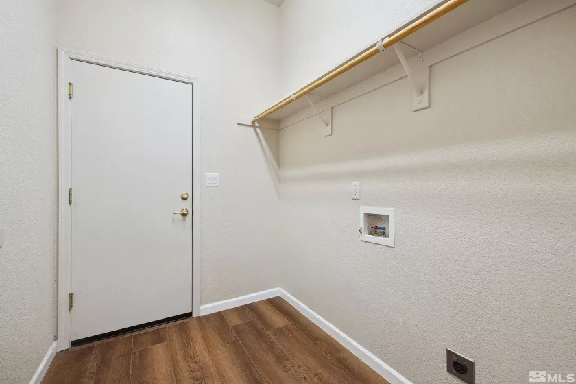 823 Gullane, Dayton, Nevada 89403, 3 Bedrooms Bedrooms, ,2 BathroomsBathrooms,Residential,Residential,Gullane,250003500
