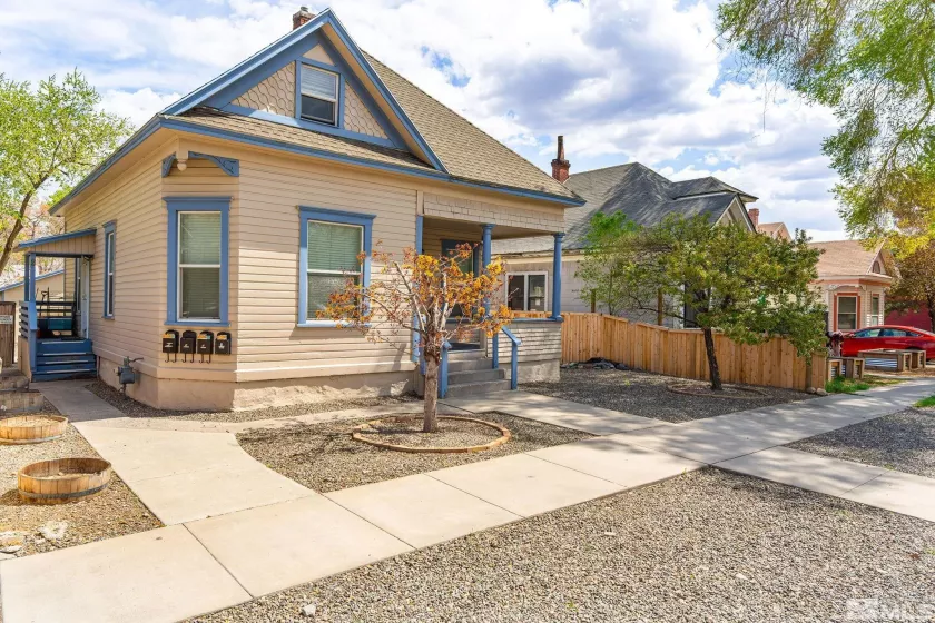 650 Elko, Reno, Nevada 89512, ,Residential Income,Residential,Elko,250005215