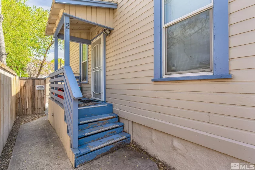 650 Elko, Reno, Nevada 89512, ,Residential Income,Residential,Elko,250005215