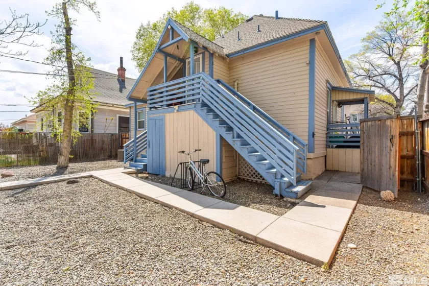 650 Elko, Reno, Nevada 89512, ,Residential Income,Residential,Elko,250005215