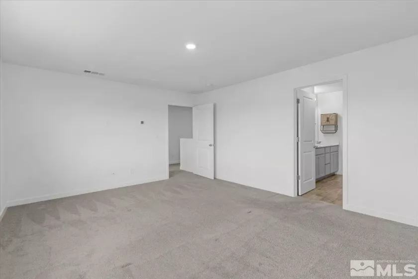 8863 Gazing Star, Reno, Nevada 89506, 4 Bedrooms Bedrooms, ,3 BathroomsBathrooms,Residential,Residential,Gazing Star,250003688