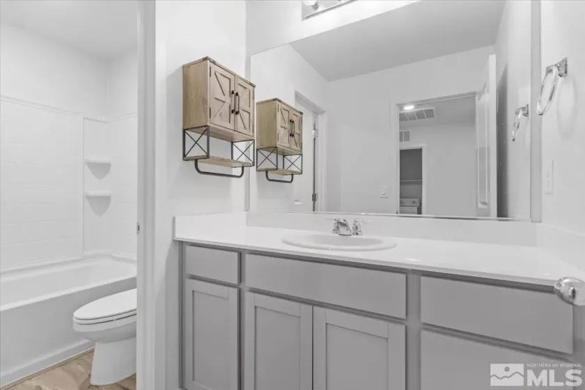 8863 Gazing Star, Reno, Nevada 89506, 4 Bedrooms Bedrooms, ,3 BathroomsBathrooms,Residential,Residential,Gazing Star,250003688