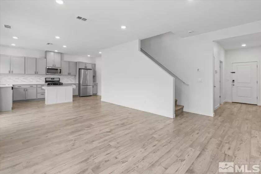 8863 Gazing Star, Reno, Nevada 89506, 4 Bedrooms Bedrooms, ,3 BathroomsBathrooms,Residential,Residential,Gazing Star,250003688