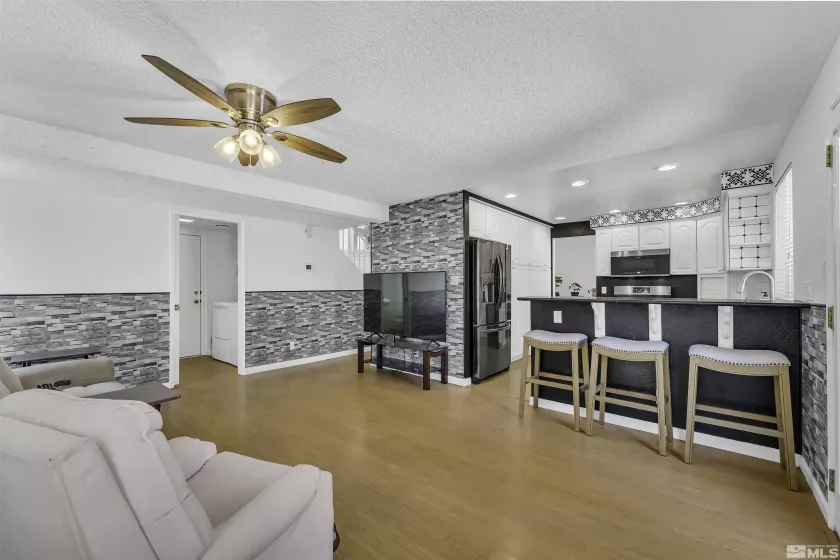 6357 Moon Ridge, Reno, Nevada 89523, 4 Bedrooms Bedrooms, ,3 BathroomsBathrooms,Residential,Residential,Moon Ridge,250004147