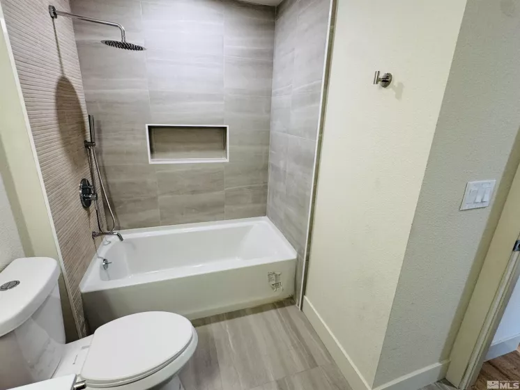 1970 6th, Reno, Nevada 89503, 4 Bedrooms Bedrooms, ,3 BathroomsBathrooms,Residential,Residential,6th,250001867