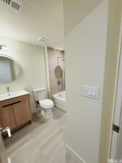 1970 6th, Reno, Nevada 89503, 4 Bedrooms Bedrooms, ,3 BathroomsBathrooms,Residential,Residential,6th,250001867