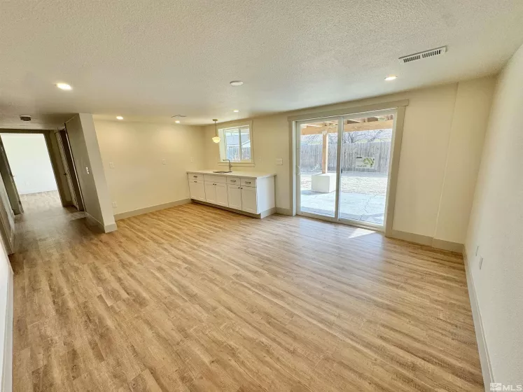 1970 6th, Reno, Nevada 89503, 4 Bedrooms Bedrooms, ,3 BathroomsBathrooms,Residential,Residential,6th,250001867
