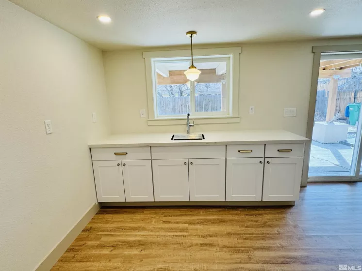 1970 6th, Reno, Nevada 89503, 4 Bedrooms Bedrooms, ,3 BathroomsBathrooms,Residential,Residential,6th,250001867