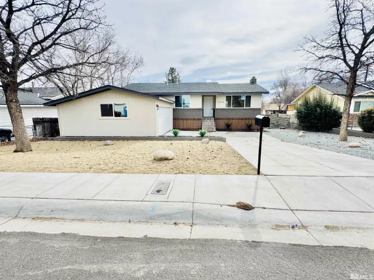 1970 6th, Reno, Nevada 89503, 4 Bedrooms Bedrooms, ,3 BathroomsBathrooms,Residential,Residential,6th,250001867