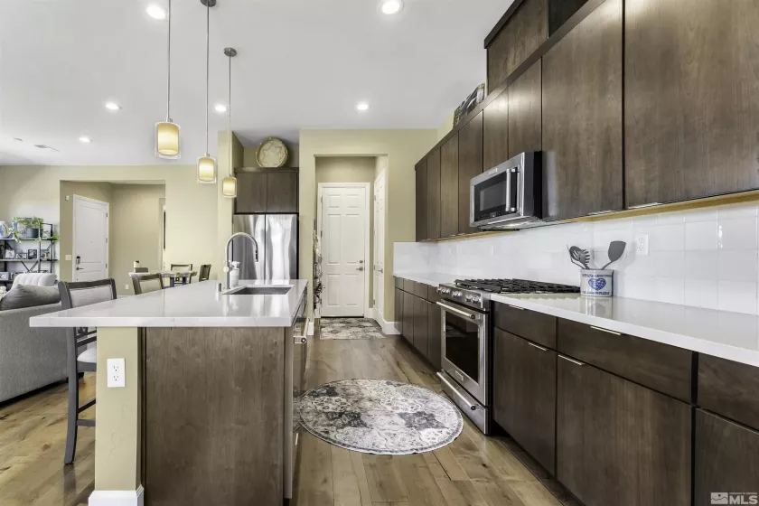 7317 Oakmont, Sparks, Nevada 89436, 2 Bedrooms Bedrooms, ,2 BathroomsBathrooms,Residential,Residential,Oakmont,250003620
