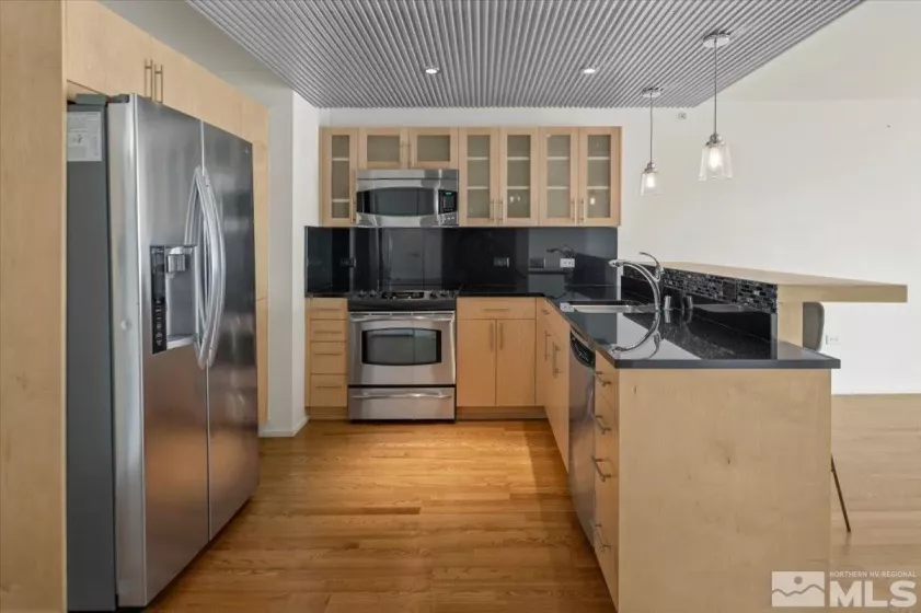 255 Sierra, Reno, Nevada 89501, 1 Bedroom Bedrooms, ,1 BathroomBathrooms,Residential,Residential,Sierra,250000869