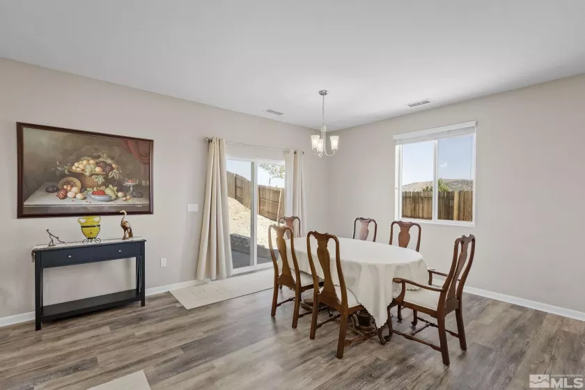 556 Beckwourth, Reno, Nevada 89506, 3 Bedrooms Bedrooms, ,2 BathroomsBathrooms,Residential,Residential,Beckwourth,250002739