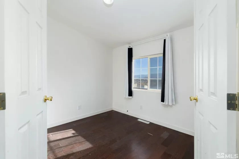 2590 4Th, Silver Springs, Nevada 89429, 3 Bedrooms Bedrooms, ,2 BathroomsBathrooms,Residential,Residential,4Th,240015127